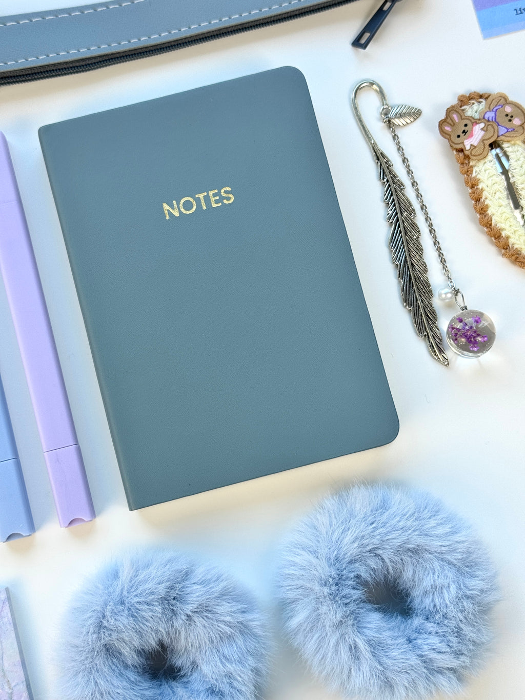 Dusty Blue, Noted Bundle